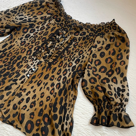 Women’s Y2K animal print sheer top - Picture 6 of 17